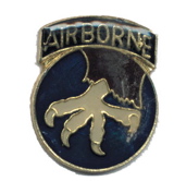 Lapel Pin Airborne w/eagle leg & claw 