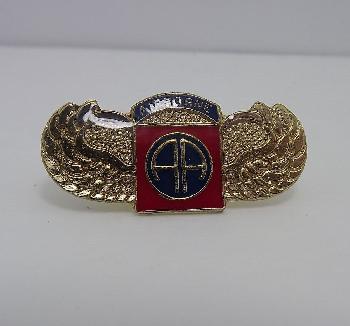 Lapel Pin Airborne (AA) with wings 